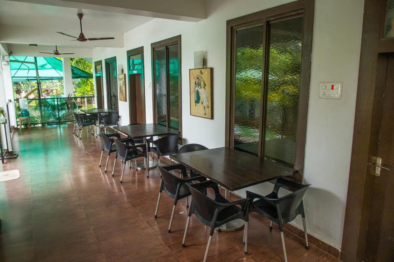 Sanidhya Beach Resort Alībāg Exterior foto