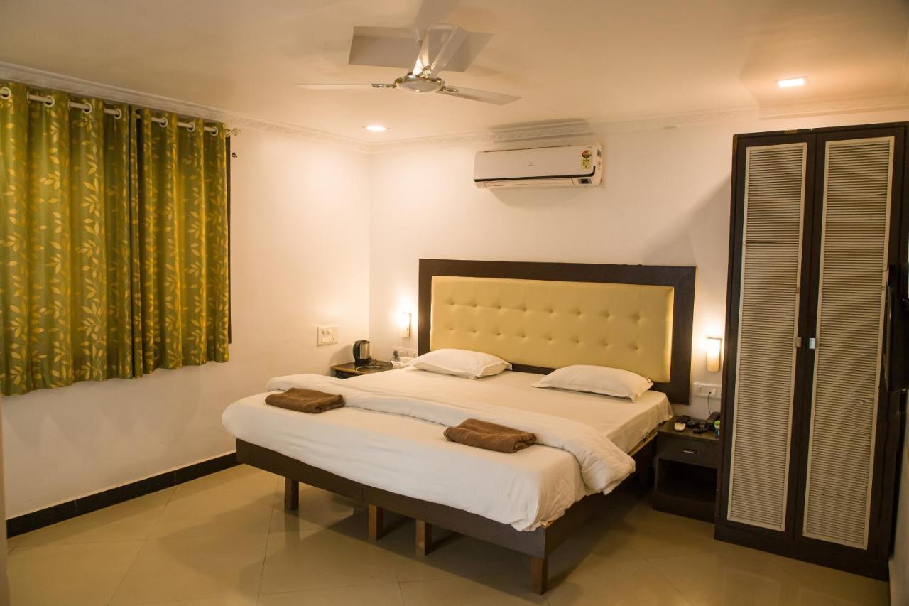 Sanidhya Beach Resort Alībāg Exterior foto